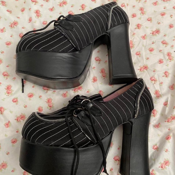 sold - Picture 2 of 5